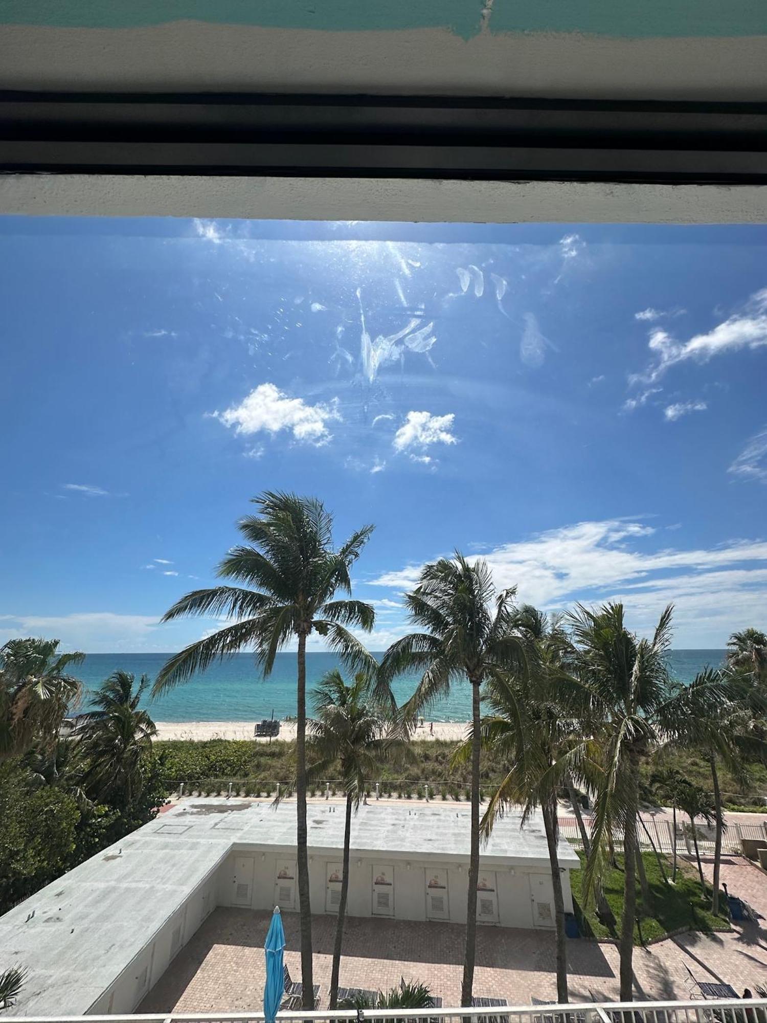 Casablanca On The Beach Miami Beach Camera foto